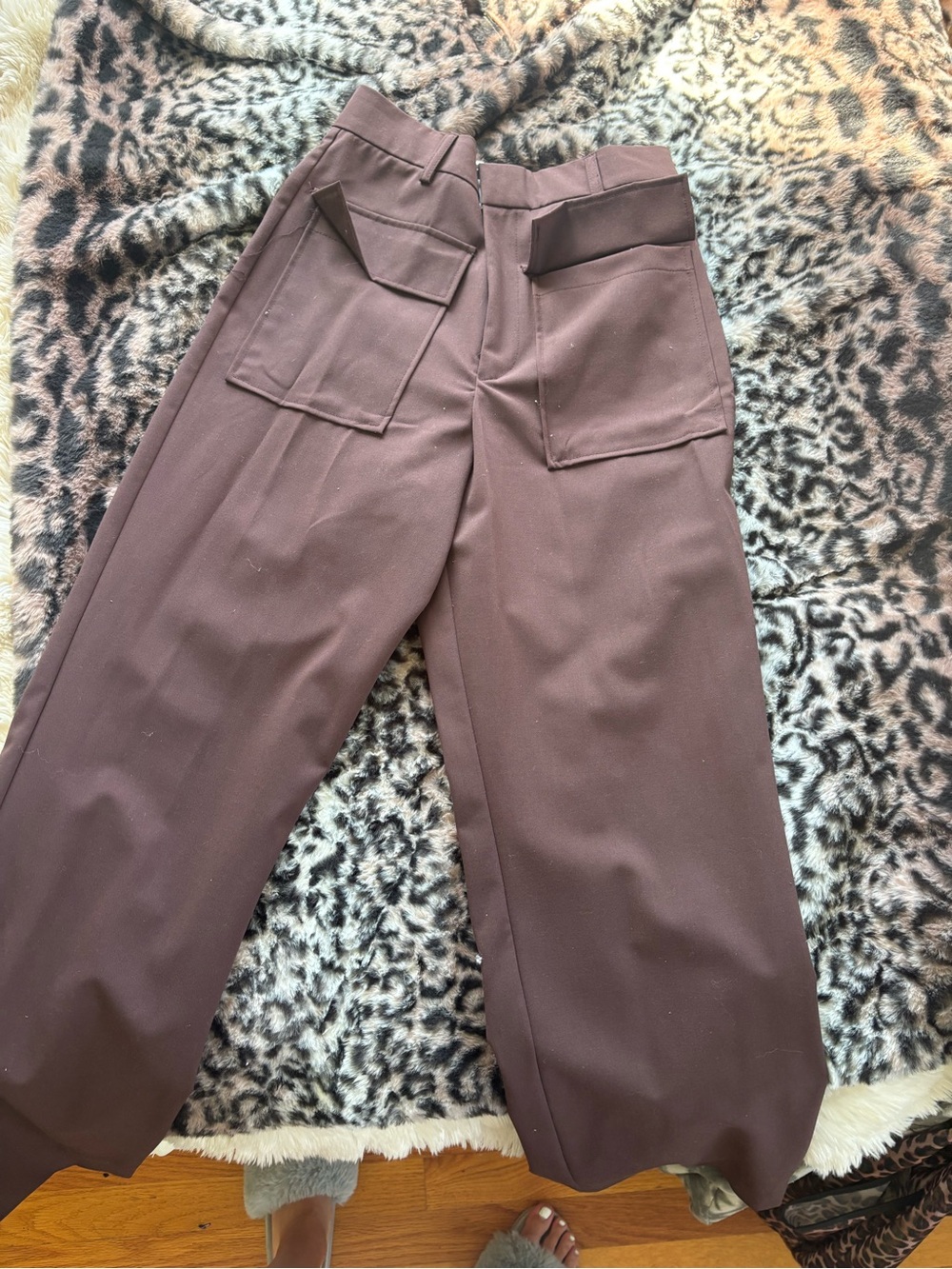 Zara Wide-Leg Cargo Pants in Dark Brown